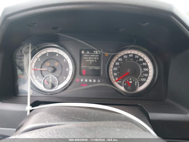 3C6RR7KT5HG574704 RAM 1500 Express  4x4 5'7 Box