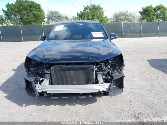 WA1VAAF72JD011793 Audi Q7 3.0t Premium