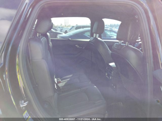 WA1VAAF72JD011793 Audi Q7 3.0t Premium