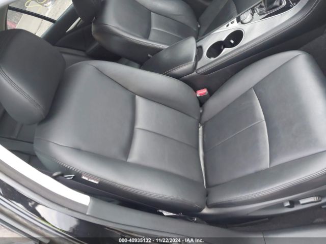 JN1CV7AR0HM682258 Infiniti Q50 2.0t Premium