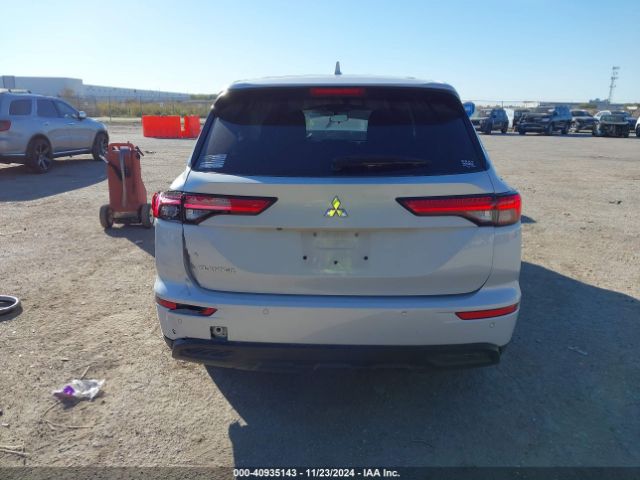 JA4J3TA8XNZ015250 Mitsubishi Outlander Es 2.5 2wd