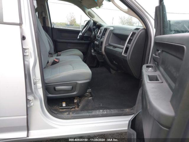3C6UR5HL1JG367979 RAM 2500 Tradesman  4x4 8' Box