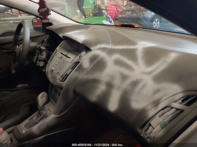 1FADP3K2XEL433284 Ford FOCUS SE