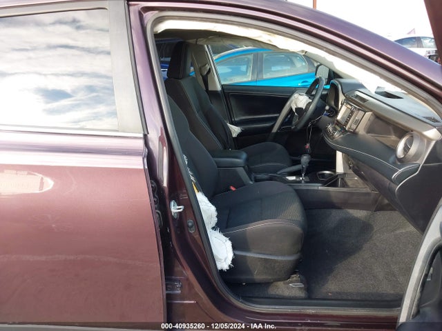 2T3WFREV5JW494175 Toyota Rav4 Adventure/xle