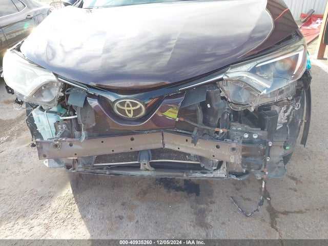 2T3WFREV5JW494175 Toyota Rav4 Adventure/xle