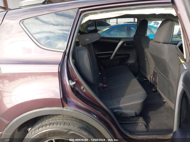 2T3WFREV5JW494175 Toyota Rav4 Adventure/xle