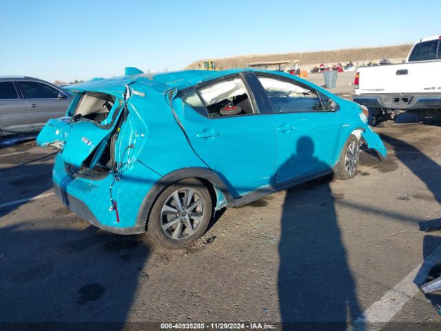 JTDKDTB38J1599327 Toyota Prius C One