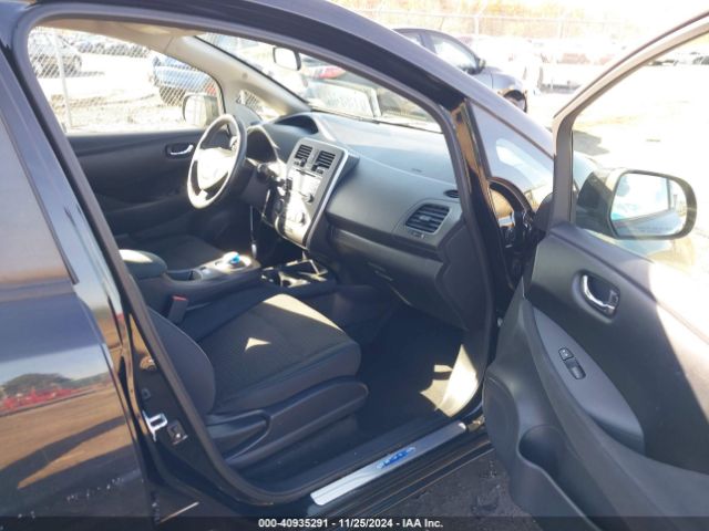 1N4AZ0CPXFC307367 Nissan LEAF S