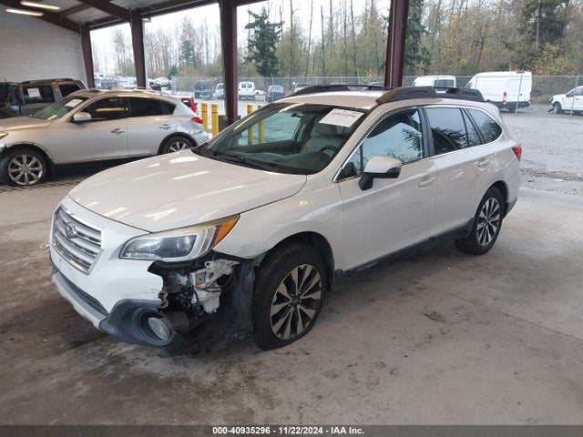 Subaru Outback 2.5i Limited 2015 4S4BSAJC5F3232825 Image 2