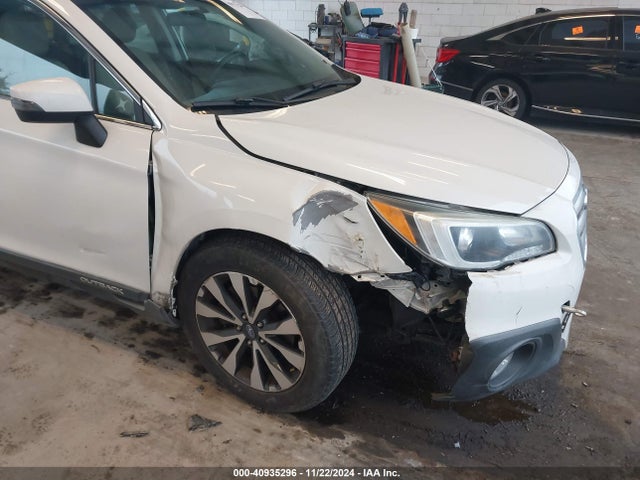 Subaru Outback 2.5i Limited 2015 4S4BSAJC5F3232825 Image 6