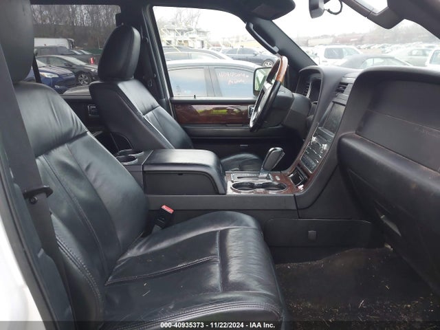 5LMJJ3JT8FEJ11721 Lincoln NAVIGATOR L