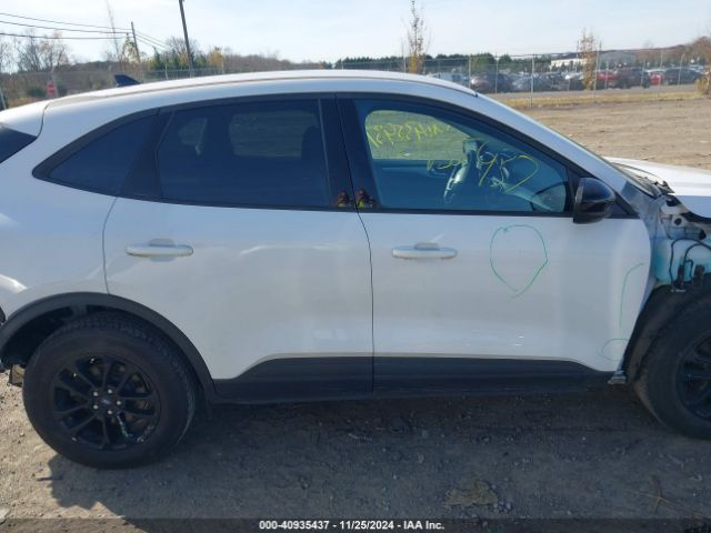 1FMCU9BZ0LUB09956 Ford Escape Se Sport Hybrid
