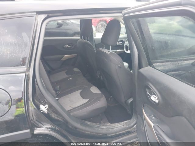1C4PJMCBXJD526324 Jeep Cherokee Latitude 4x4
