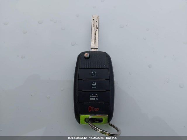 KIA Optima Lx 2015 KNAGM4A76F5592003 Image 11