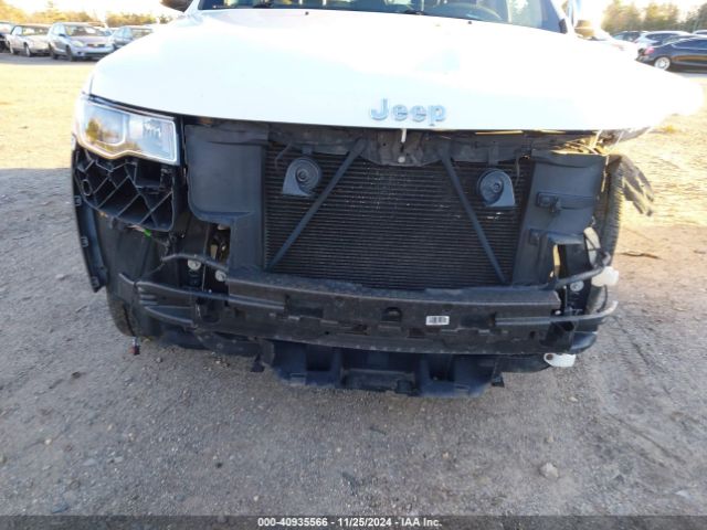 1C4RJFBG5JC504609 Jeep Grand Cherokee Limited 4x4