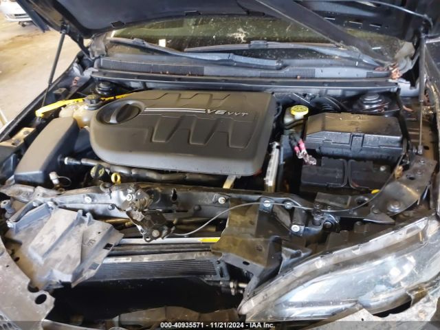 1C3CCCEG5FN586223 Chrysler 200 C
