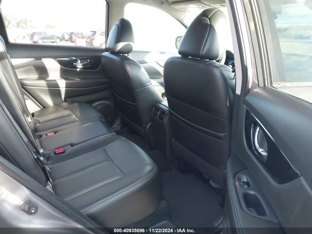 Nissan Rogue Sl 2017 5N1AT2MV8HC738227 Image 8