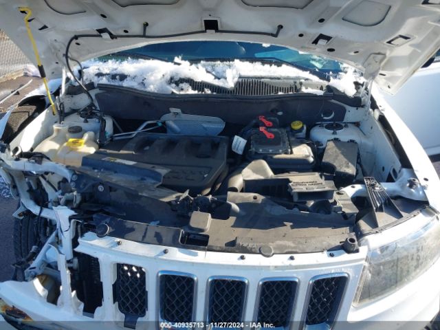 1C4NJDBB9ED879989 Jeep Compass Sport
