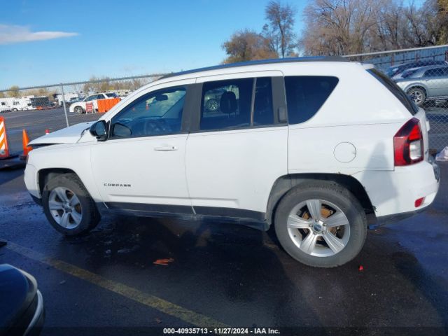 1C4NJDBB9ED879989 Jeep Compass Sport