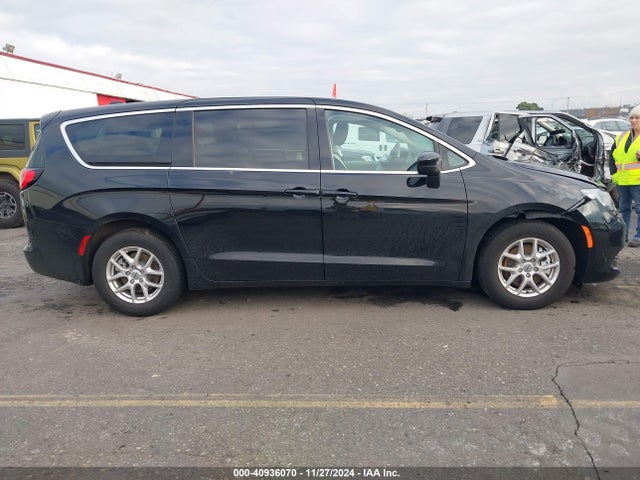 2C4RC1CG7RR150770 Chrysler Voyager Lx