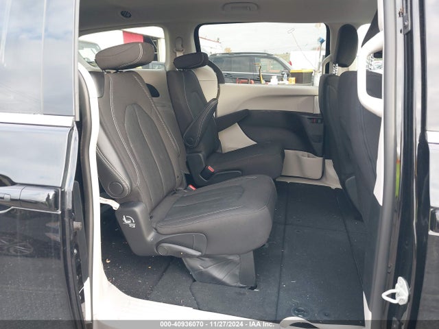 2C4RC1CG7RR150770 Chrysler Voyager Lx