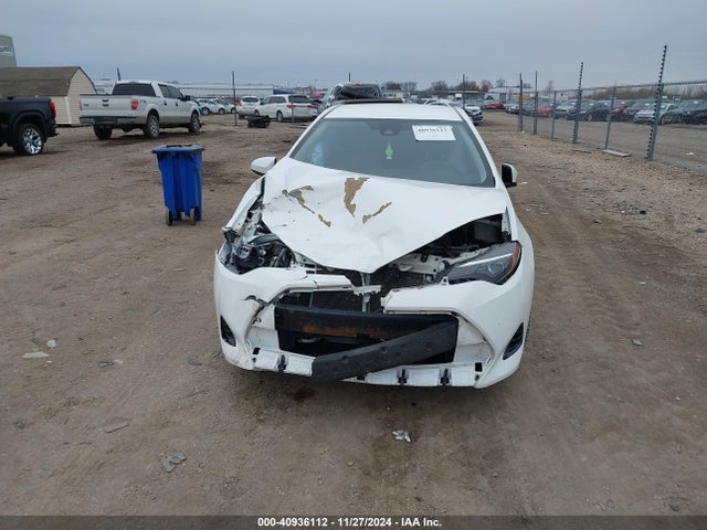 Toyota COROLLA LE 2018 2T1BURHE2JC088168 Image 13