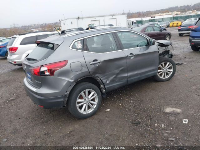 JN1BJ1CR0JW252158 Nissan Rogue Sport Sv