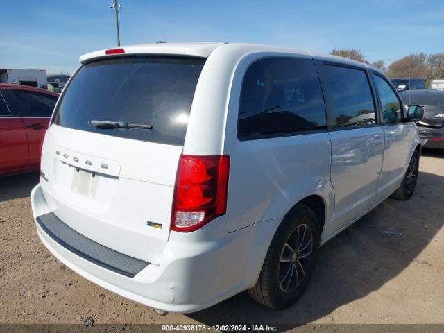 2C4RDGBG0JR201712 Dodge Grand Caravan Se Plus