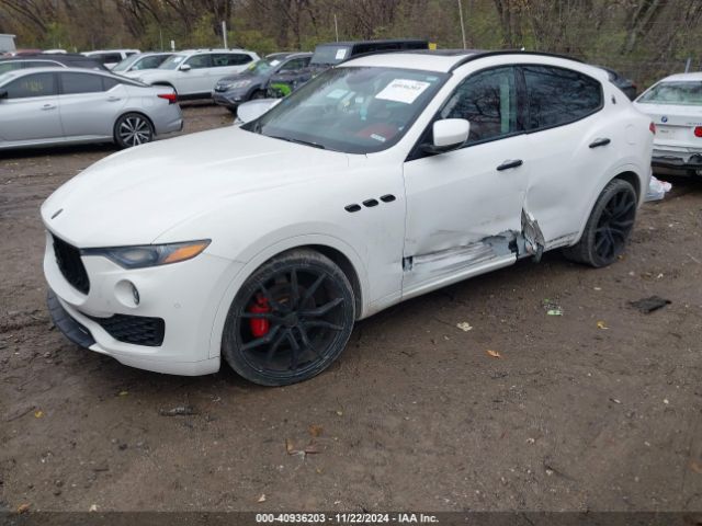ZN661XUL0HX250697 Maserati Levante