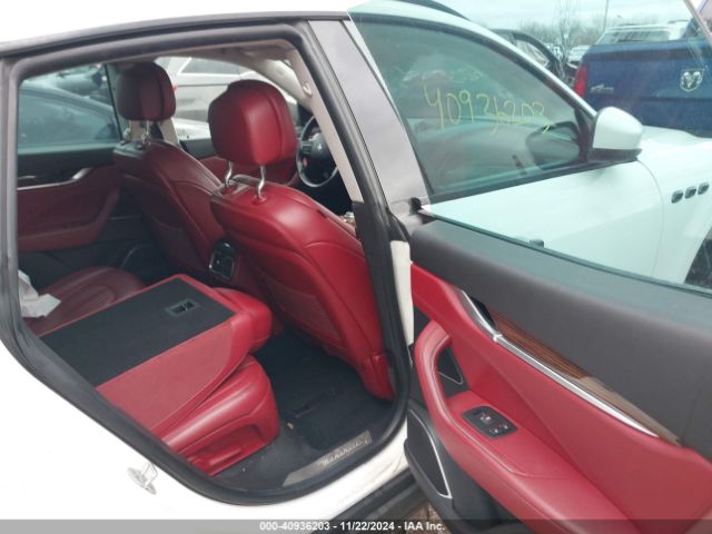 ZN661XUL0HX250697 Maserati Levante