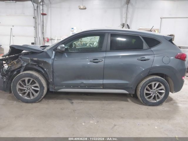 KM8J3CA40HU503400 Hyundai TUCSON SE