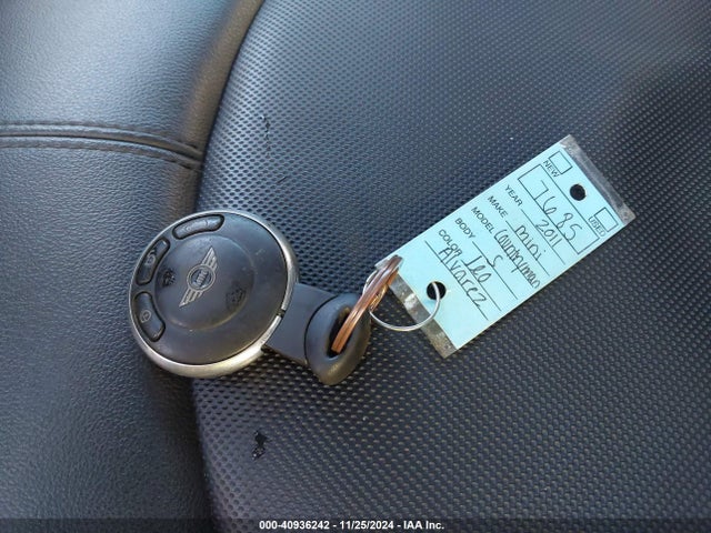 2011 MINI COOPER S COUNTRYMAN WMWZC3C5XBWL78816 Photo 10