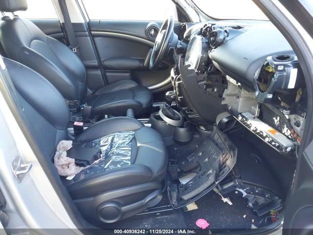 2011 MINI COOPER S COUNTRYMAN WMWZC3C5XBWL78816 Photo 4