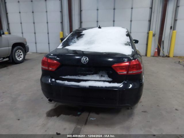 1VWAT7A33FC115418 Volkswagen Passat 1.8t Limited Edition