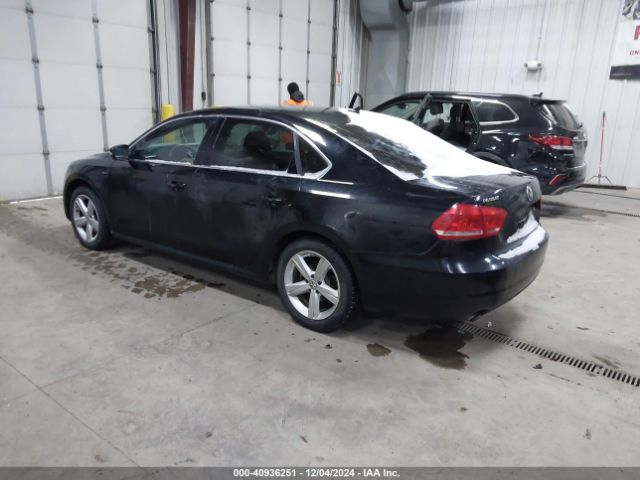 1VWAT7A33FC115418 Volkswagen Passat 1.8t Limited Edition