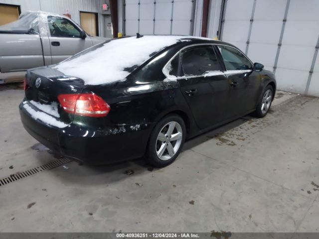 1VWAT7A33FC115418 Volkswagen Passat 1.8t Limited Edition