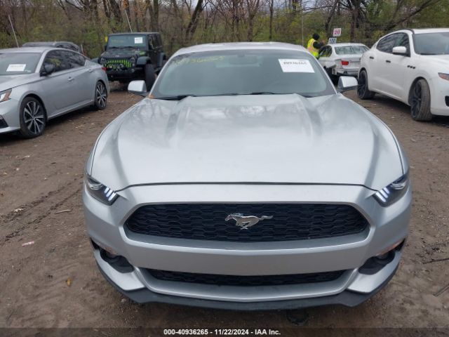 1FA6P8AM7F5314199 Ford Mustang V6