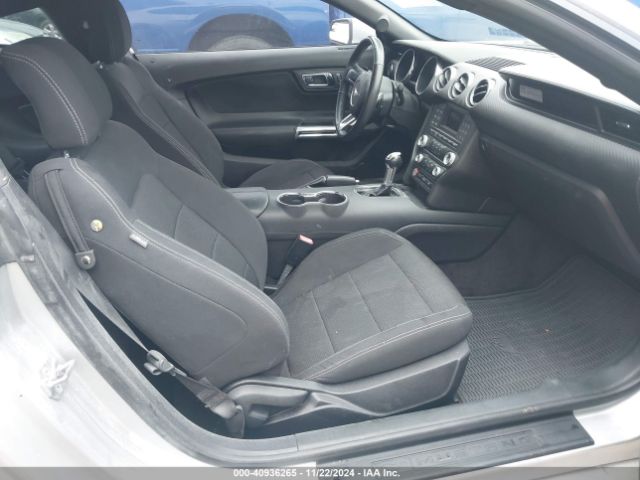 1FA6P8AM7F5314199 Ford Mustang V6