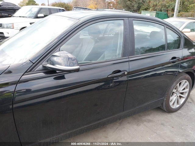 BMW 320i Xdrive 2016 WBA8A3C53GK689083 Image 14