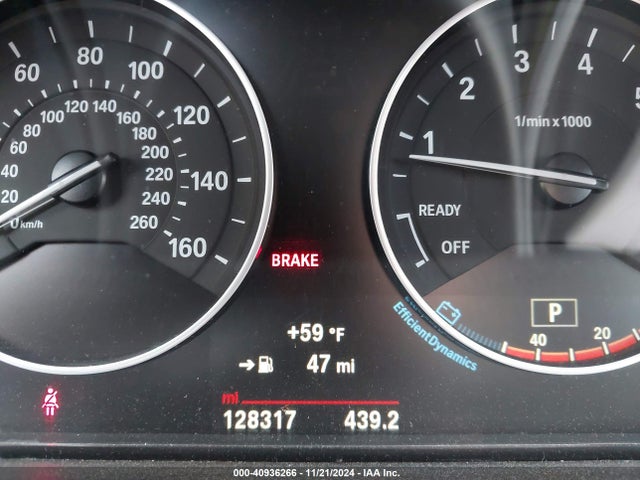 BMW 320i Xdrive 2016 WBA8A3C53GK689083 Image 15