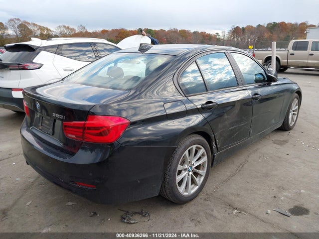 WBA8A3C53GK689083 BMW 320i Xdrive