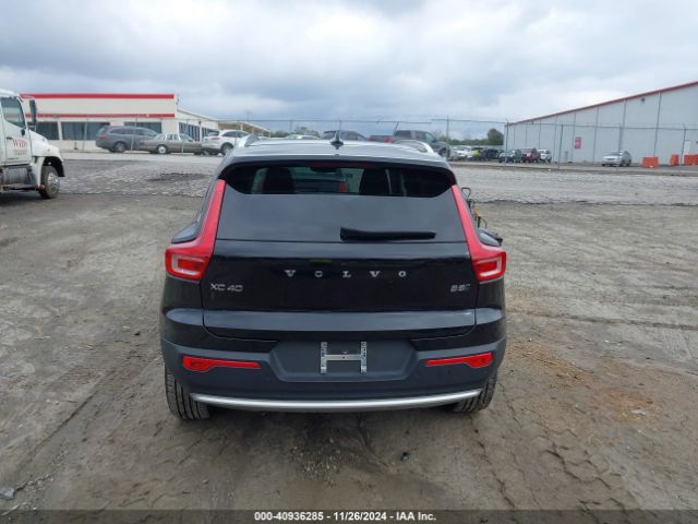 YV4L12UE9R2207612 Volvo Xc40 B5 Plus Bright Theme