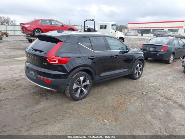 YV4L12UE9R2207612 Volvo Xc40 B5 Plus Bright Theme