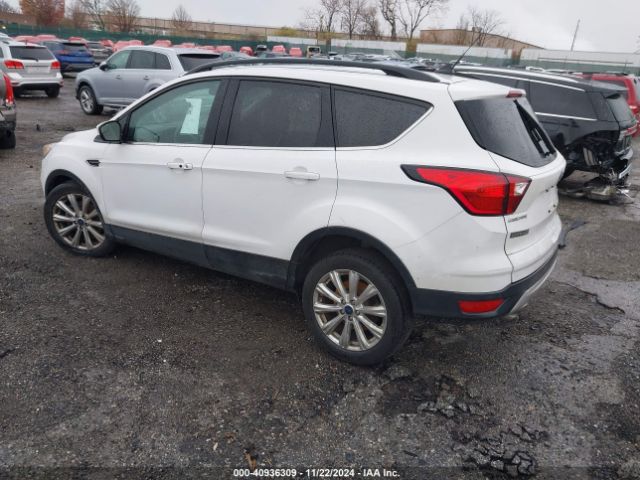 1FMCU9HD4KUB92530 Ford ESCAPE SEL