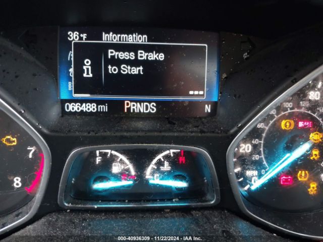 1FMCU9HD4KUB92530 Ford ESCAPE SEL