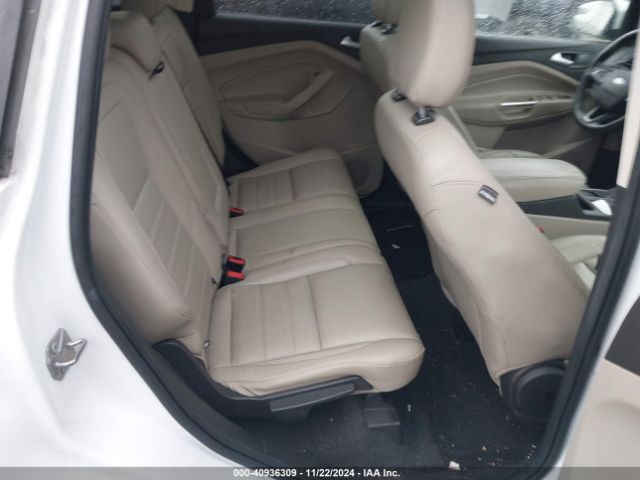 1FMCU9HD4KUB92530 Ford ESCAPE SEL