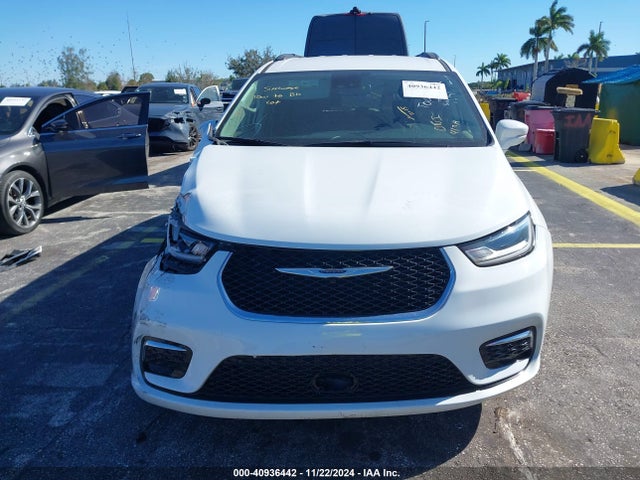 Chrysler Pacifica Touring L 2022 2C4RC1BGXNR195231 Image 12