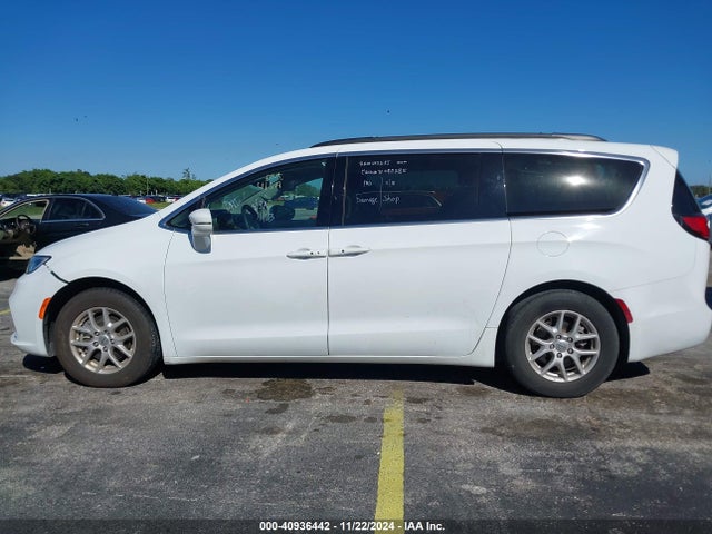 Chrysler Pacifica Touring L 2022 2C4RC1BGXNR195231 Image 14