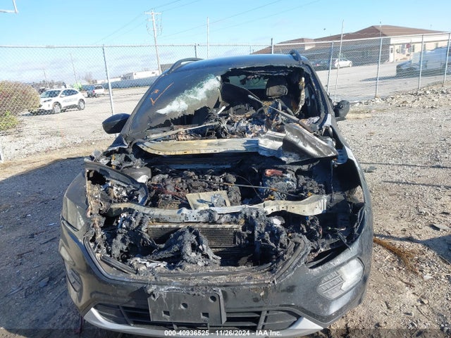 Ford ESCAPE SE 2017 1FMCU9GD3HUC96369 Image 6