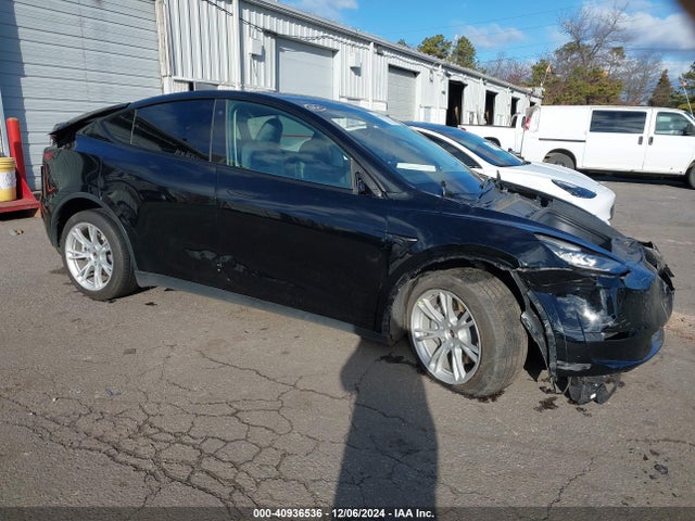 2021 TESLA MODEL Y 5YJYGDEE5MF232837 Photo 0